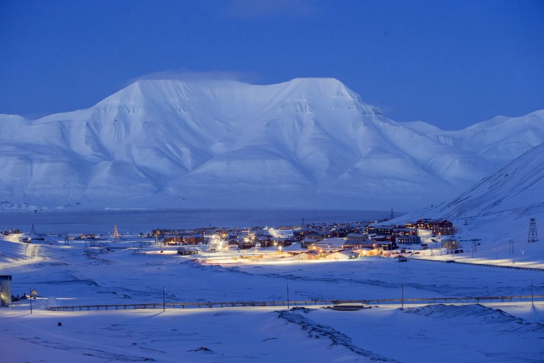 billig reise svalbard