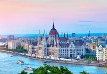 Disse byene i Øst-Europa må du besøke i år Disse byene i Øst-Europa må du besøke i år» er låst Disse byene i Øst-Europa må du besøke i år